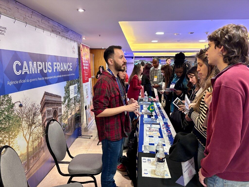 Campus France 'Bem-vindo à França' pavilion inside The Student World EXPO Brazil