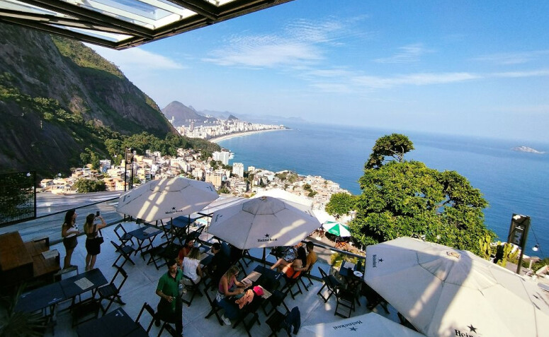 Rio students and culture